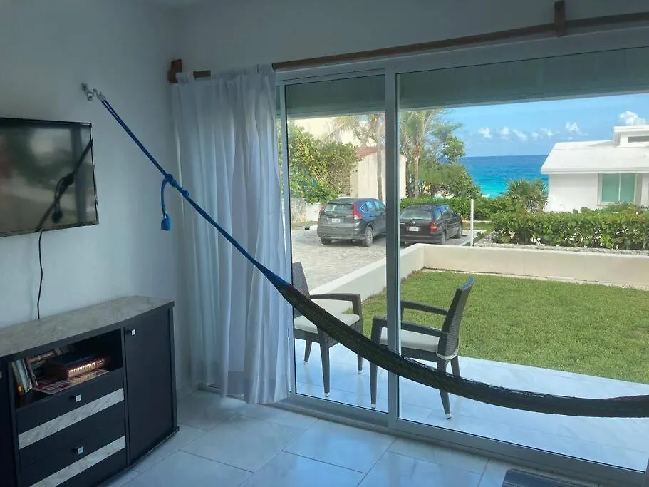 Cancun Oceanfront, Entire Apartment Mexico