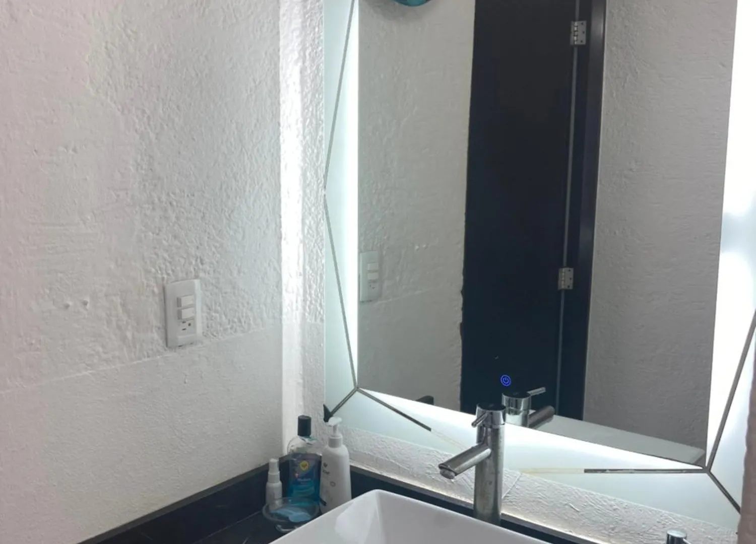 Cancun Oceanfront, Entire Apartment 0*,